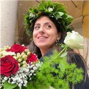 LAUREATA IN BIOLOGIA E BIOTECNOLOGIE MEDICHE IMPARTISCE LEZIONI DI MATEMATICA E SCIENZE DURANTE L'ESTATE